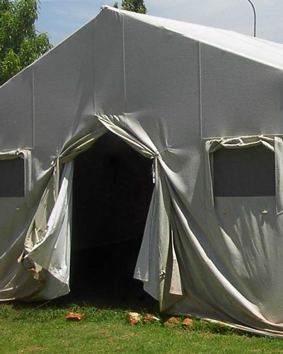 Изготавливаем солдатские палатки в Комсомольске вместимостью <strong>до 70 человек</strong>